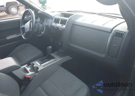 2011 Ford Escape Xlt z USA, uszkodzony, nr VIN 1FMCU9DG2BKB88035